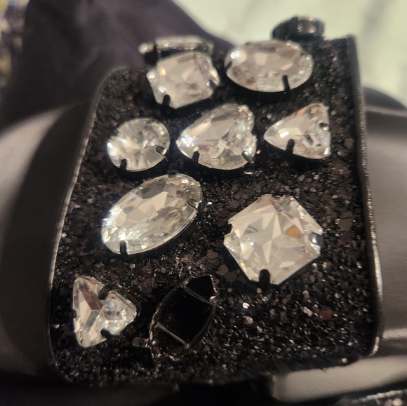 Black bling slides - Picture 2 of 4